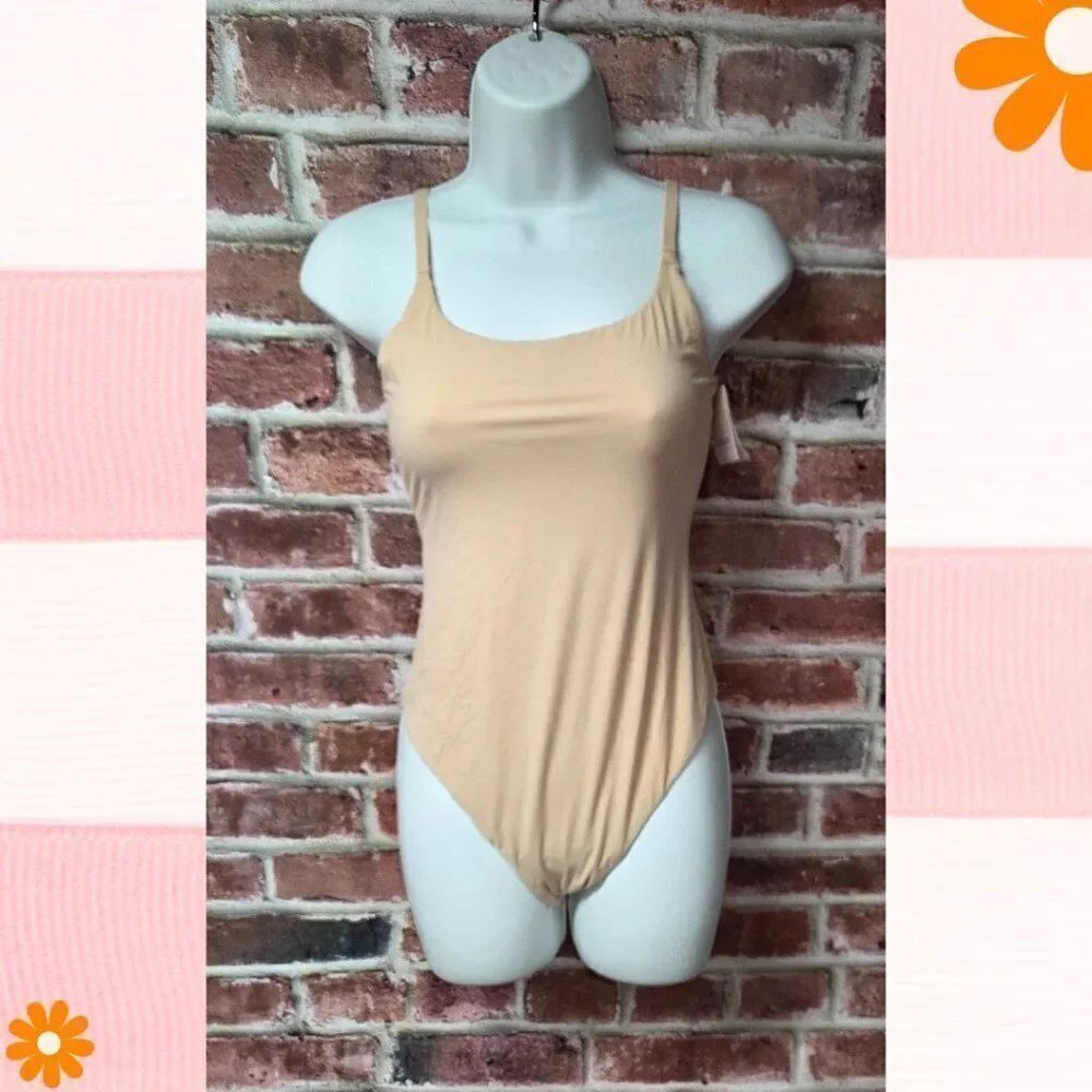 Auden Beige Sleeveless Cami Bodysuit – Women’s‎ Medium Adjustable Stretch NEW
